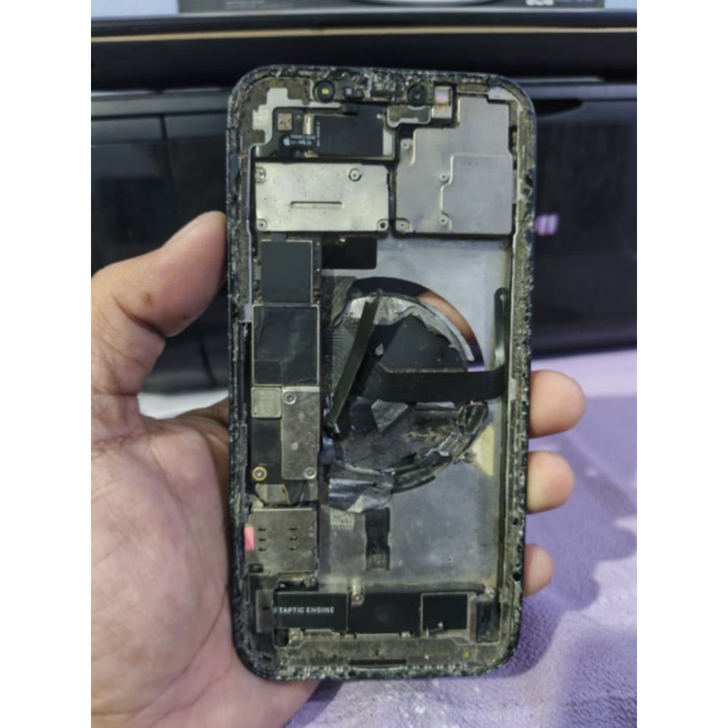 Iphone 12 bahan kanibal