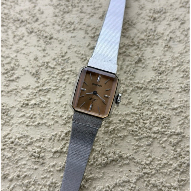 Dresswatch Jam tangan Seiko Tank White Plated Second Preloved