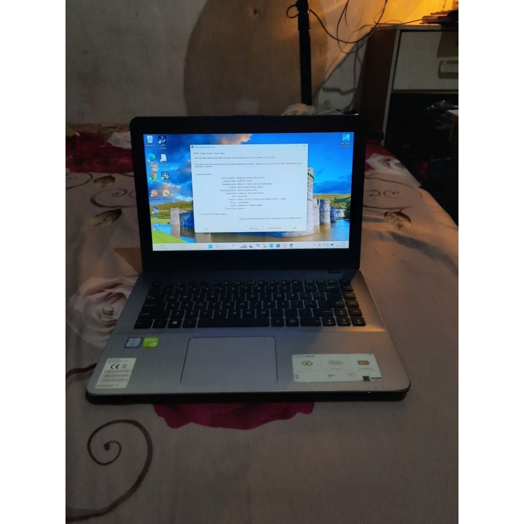 Laptop Asus Vivobook 14 A442UF 8/256