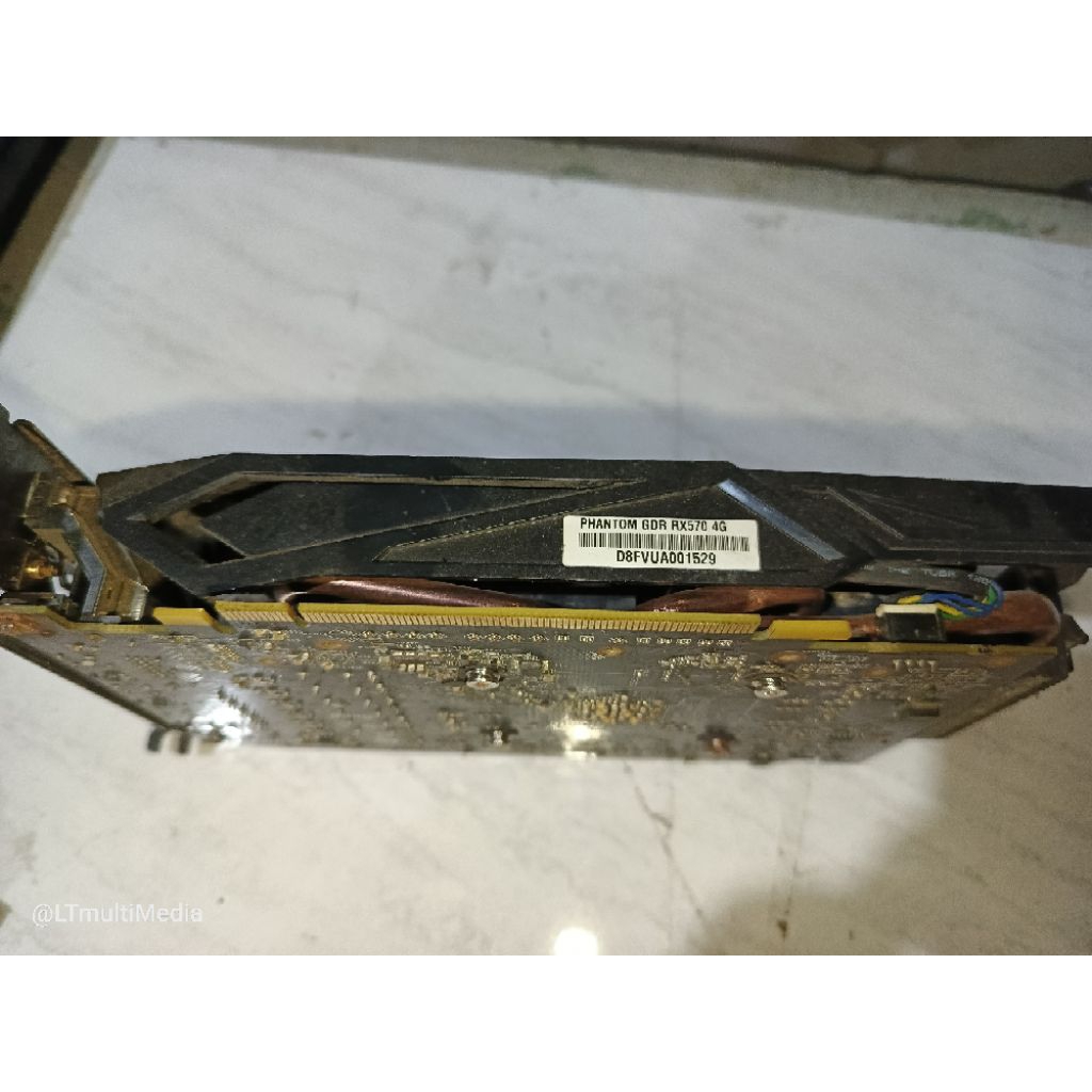 VGA RX 570 4GB GDDR5 HIDUP NO DISPLAY