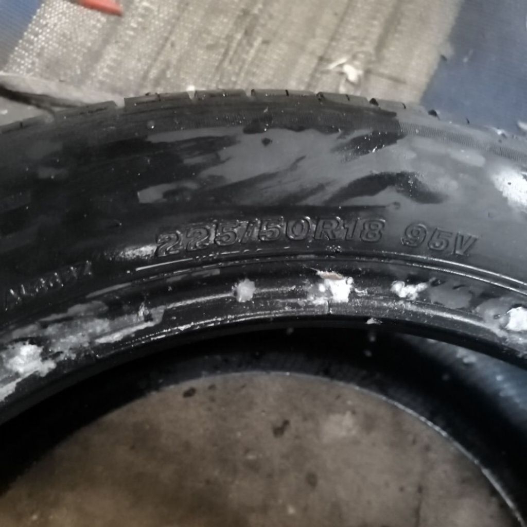 Dijual ban bekas R18 bridgestone Alenza
