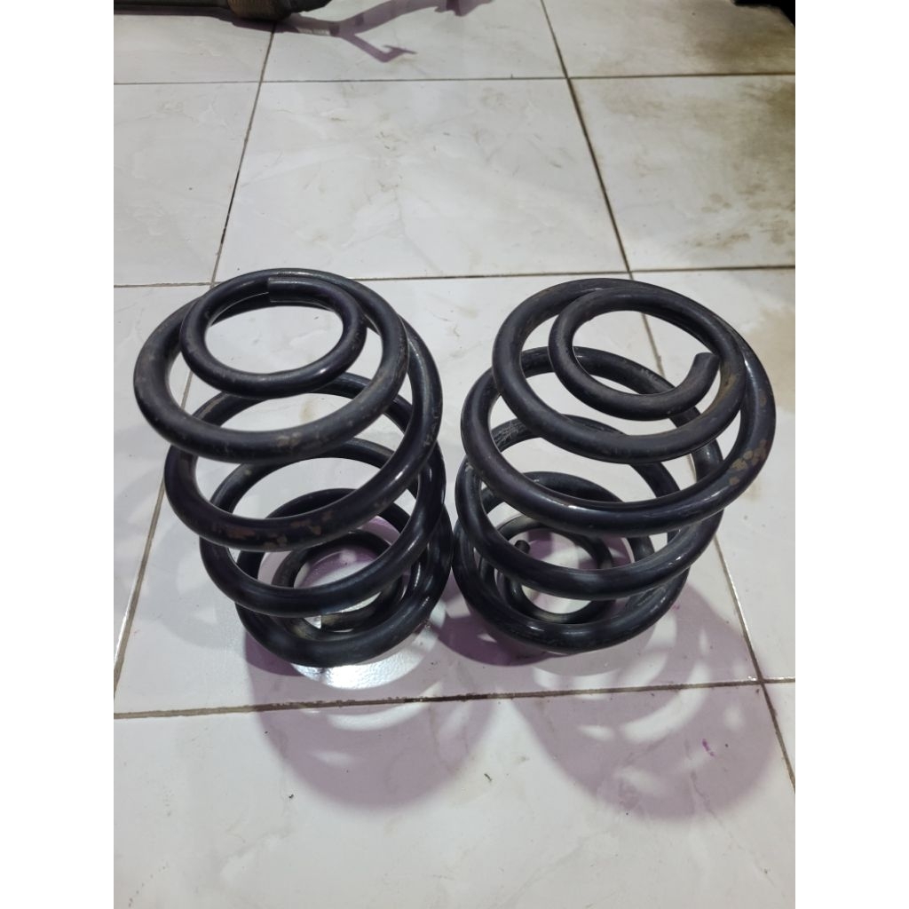 Per belakang Mobil Avanza/Xenia Original