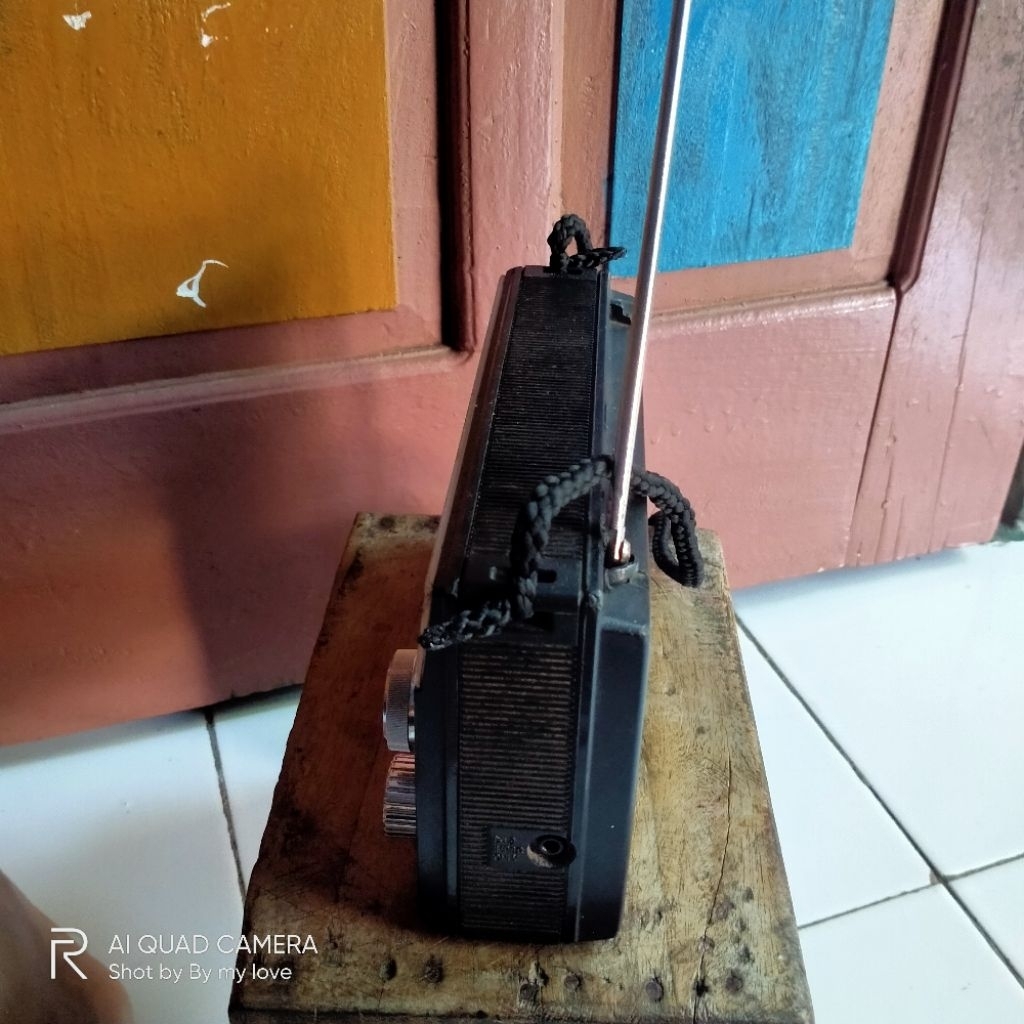 Radio Panasonic  Kondisi On Jadul Lawasan Vintage(Baca Deskripsi)