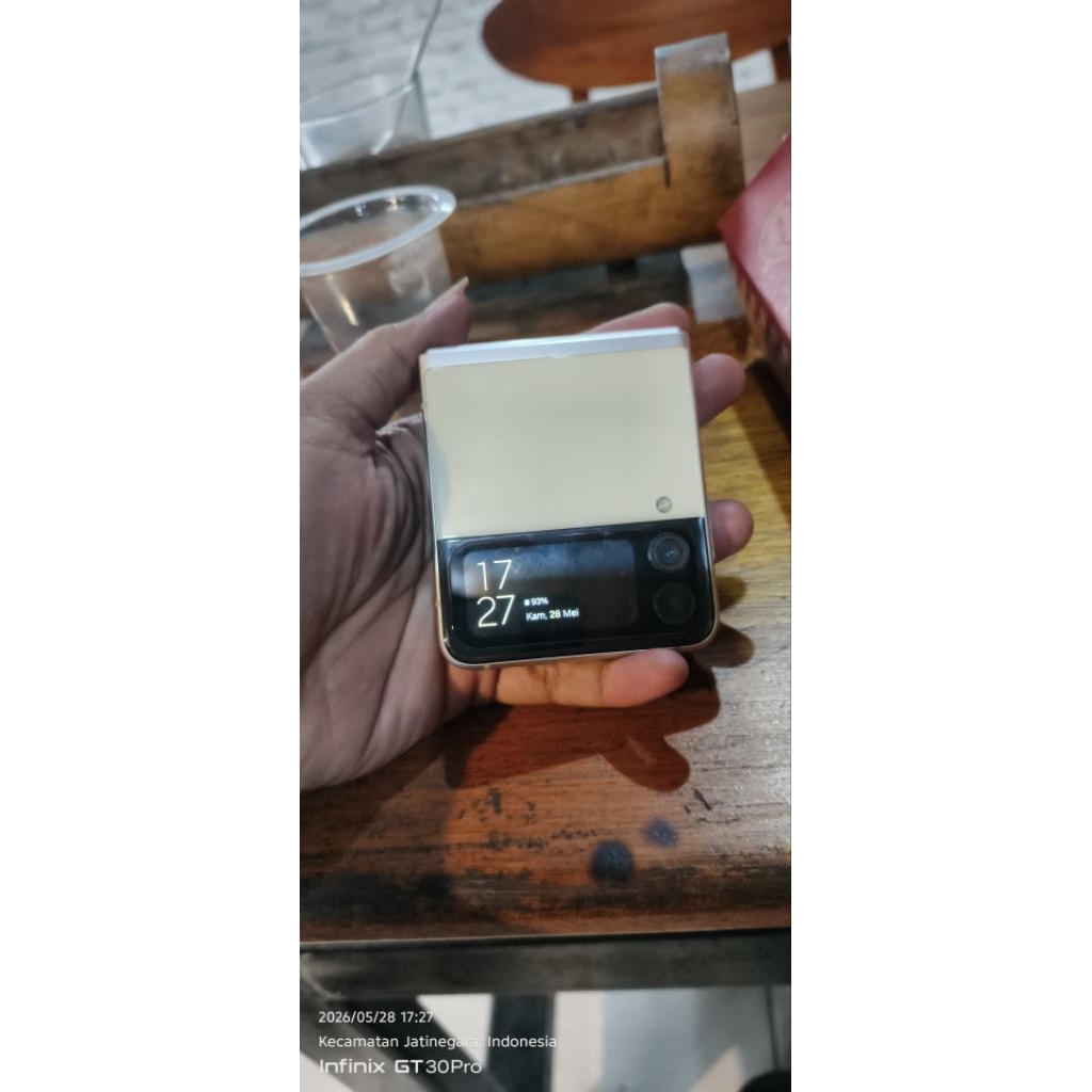 samsung z flip 3 minus lcd dalam
