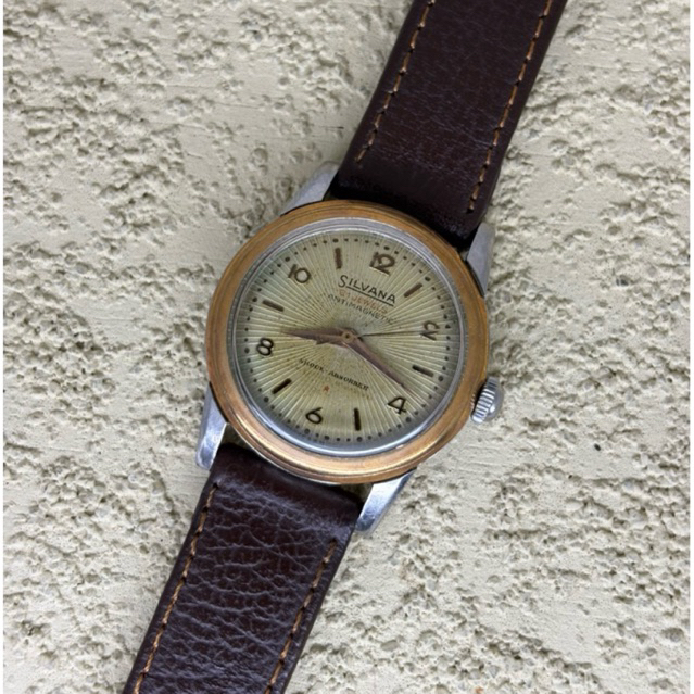 Dresswatch Jam tangan Vintage Silvana 21j 60s Second Preloved