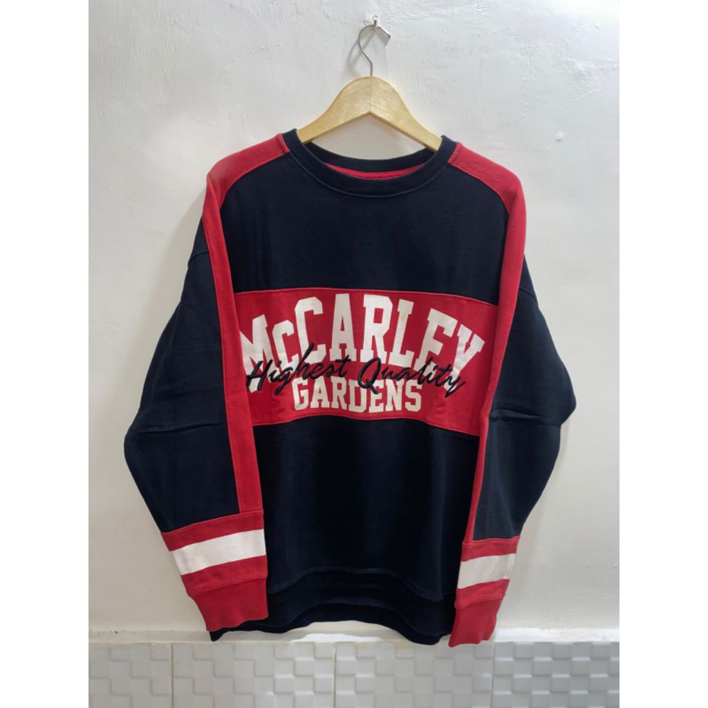 Crewneck GROOVE RHYME Original Size M - Sweater Hitam Merah McCarley Gardens Vintage Style