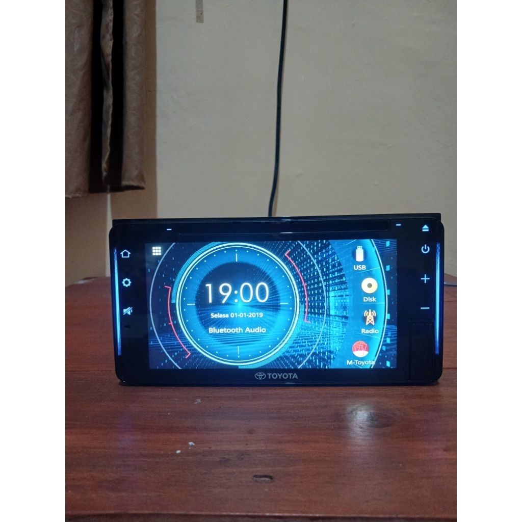 Head unit OEM Toyota Avanza-Hiace Premio Kenwood DDXGT500R2