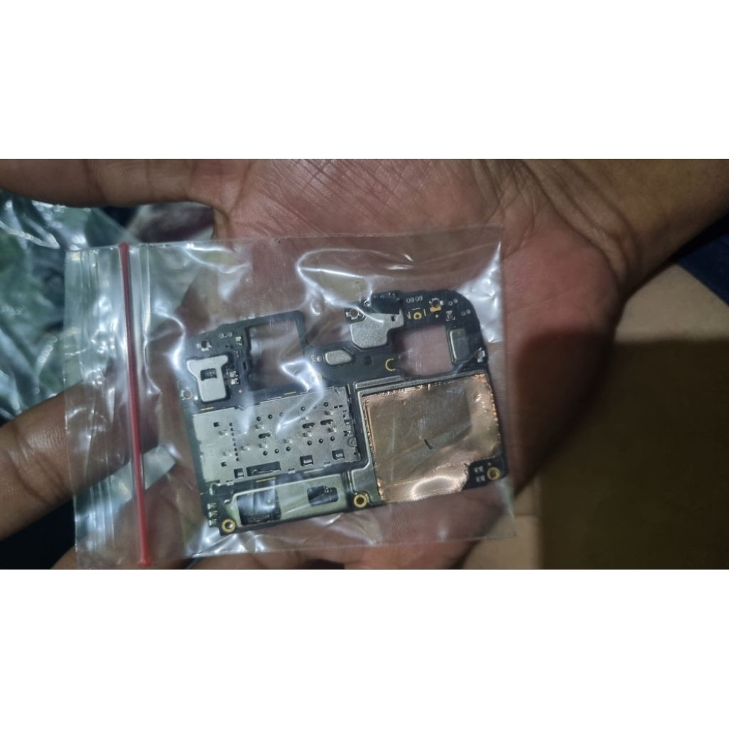 mesin oppo A78 masuk sampe logo