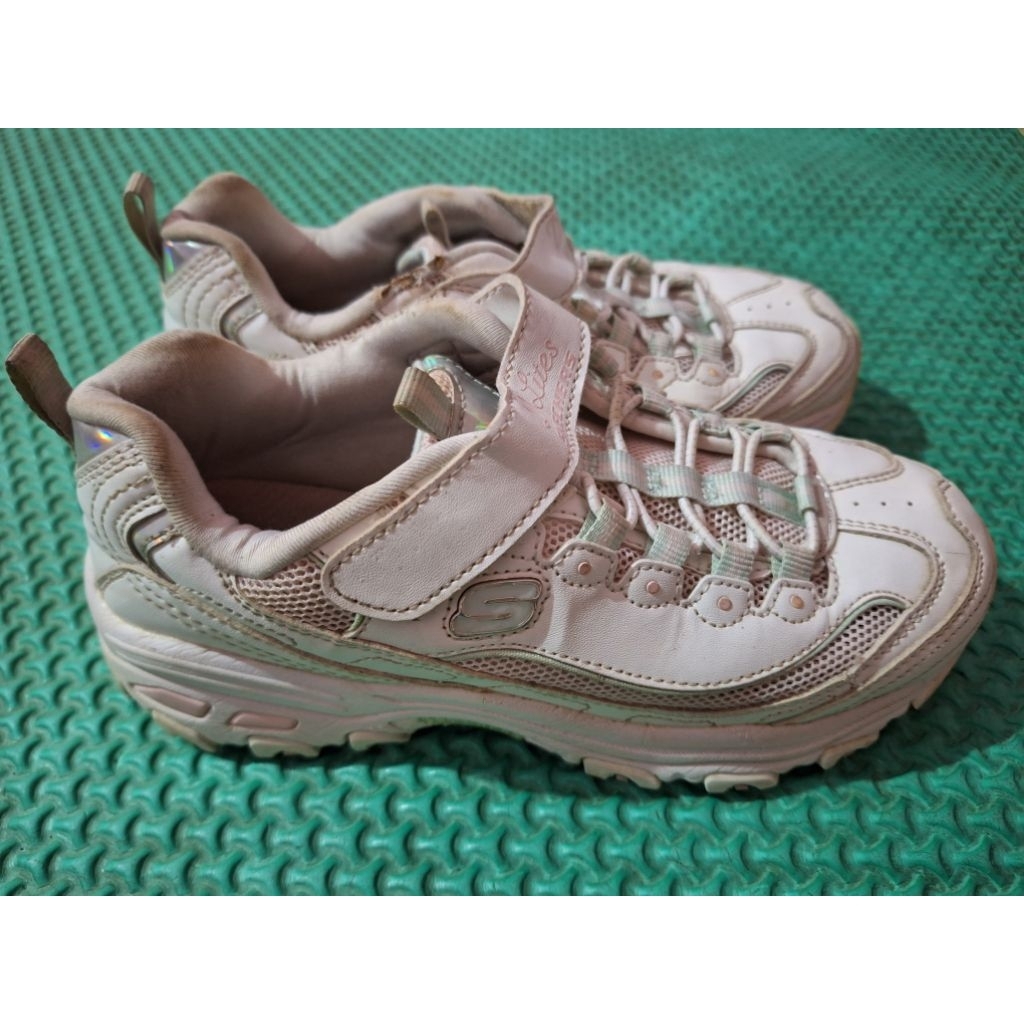 SEPATU SKECHERS D'LITES ANAK