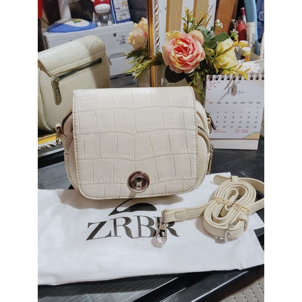 Tas Slempang wanita murah merk ZRBR [Preloved]