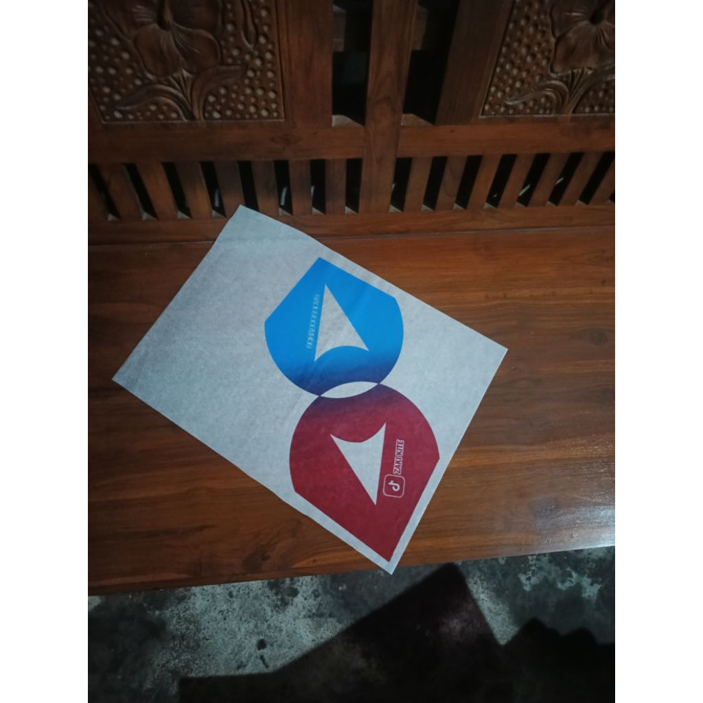 KERTAS LAYANGAN SEMBUR MOTIF 8