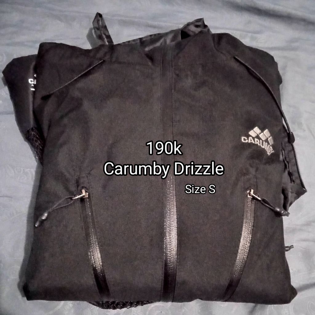 Jaket Gorpcore Carumby Drizzle [Baca Desk]
