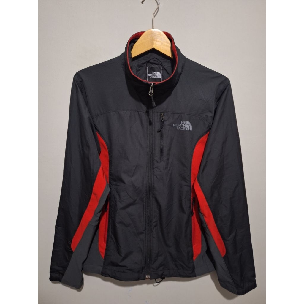 Jaket TNF Hitam Merah