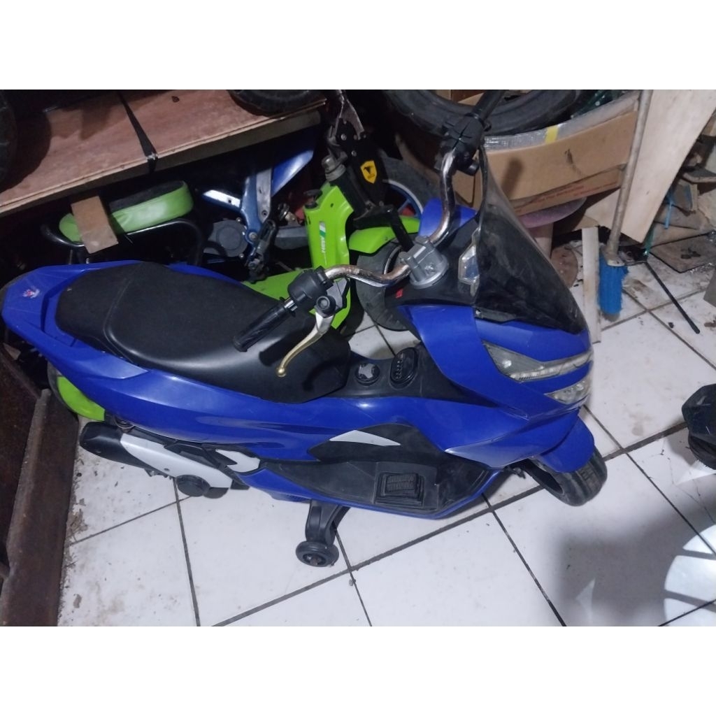 motoran aki anak type pcx (bekas)