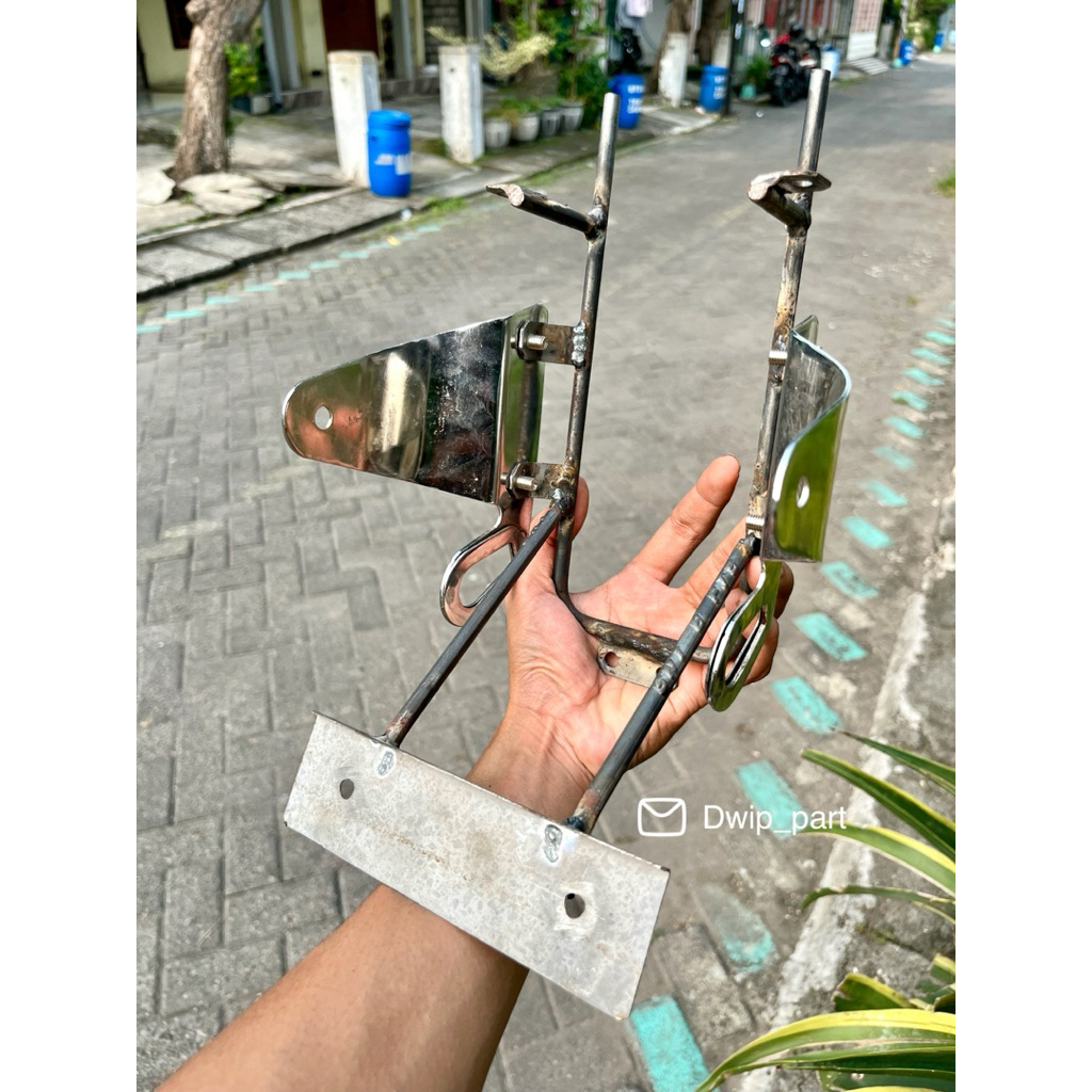 Breket tralis kupingan ninja ss pnp vixion scorpio old new / Tralis kupingan vixion pnp lampu ninja 