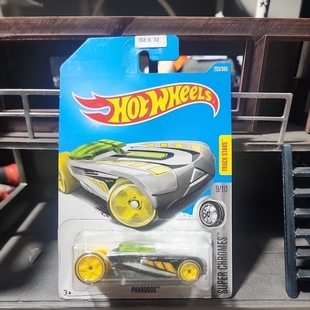 Hot Wheels Pharodox