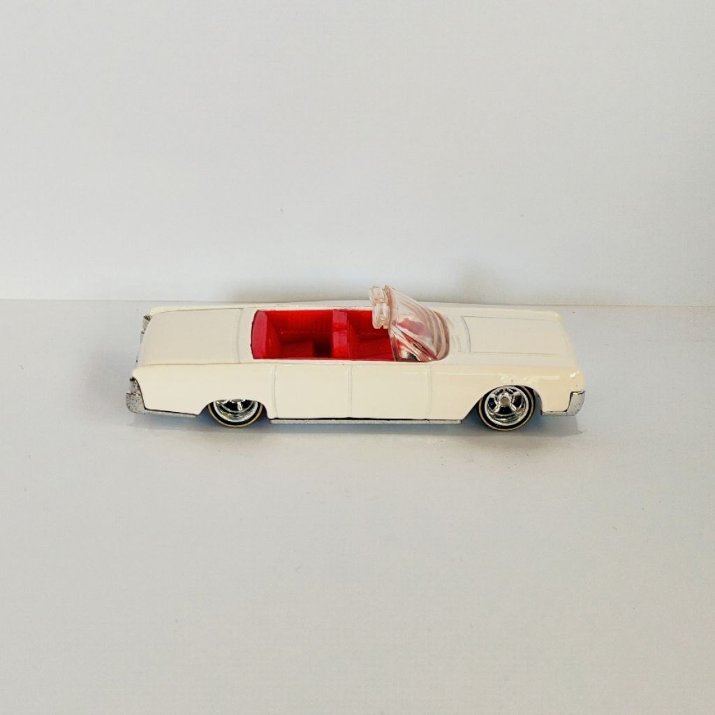 HOTWHEELS / HOT WHEELS 1964 LINCOLN CONTINENTAL
