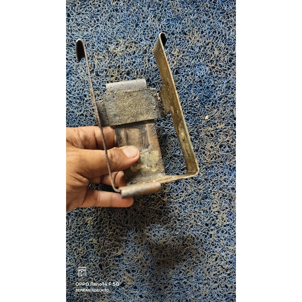 tempat aki dudukan aki rumah aki accu Suzuki rc80 rc 100 rc100 bravo spirit original second