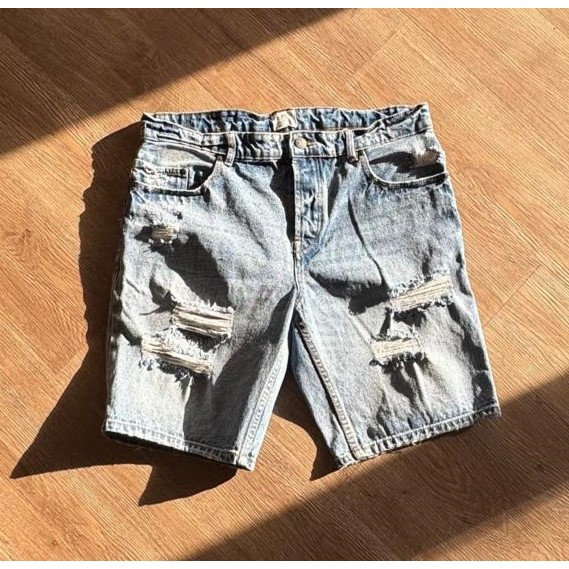 Celana Pendek Jeans Brand Pull & Bear