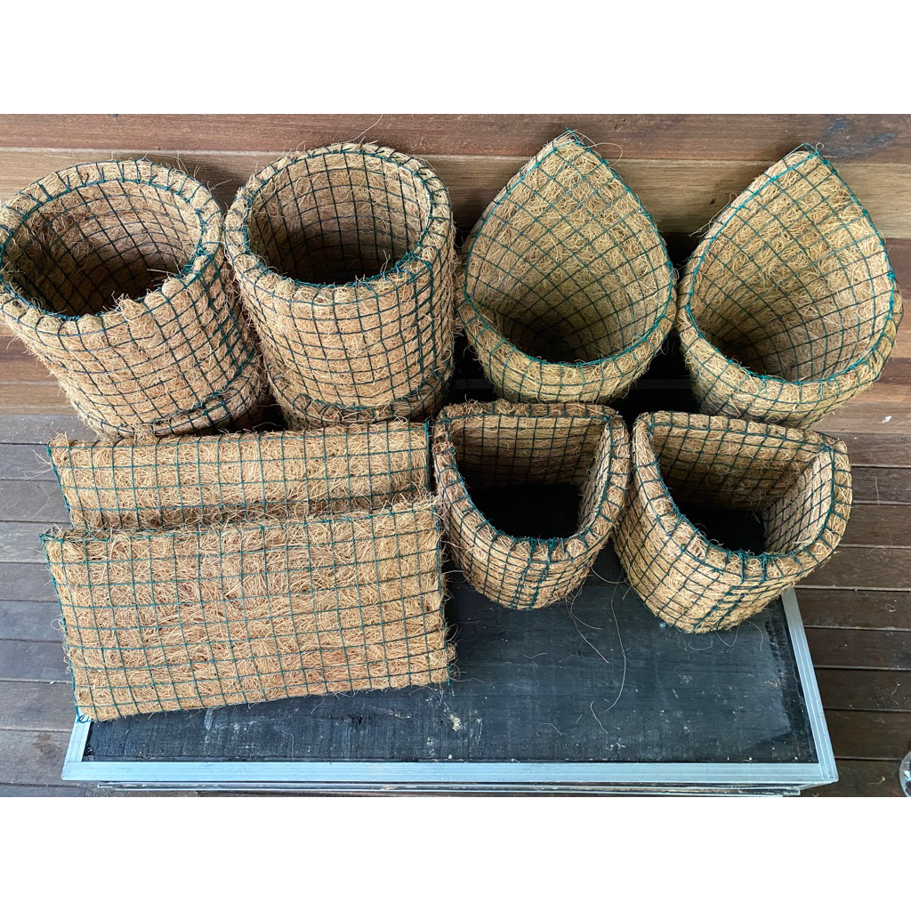 POT BUNGA SABUT KELAPA & TURUS PERAMBAT TANAMAN