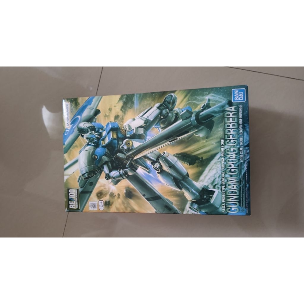 1/100 GP04 Gundam Gerbera Original Bandai Model Kit