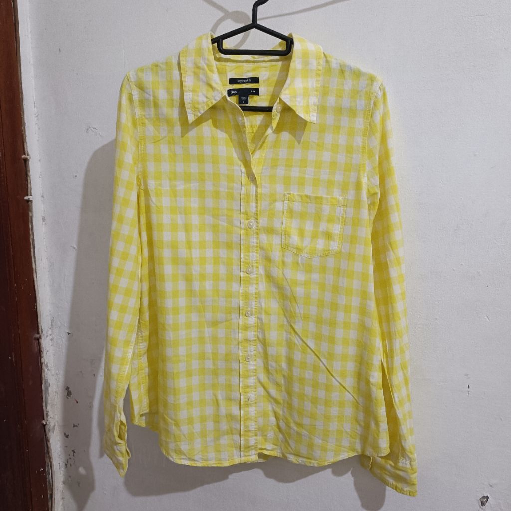 Preloved Kemeja Kotak-Kotak Kuning Wanita GAP Original Lengan Panjang