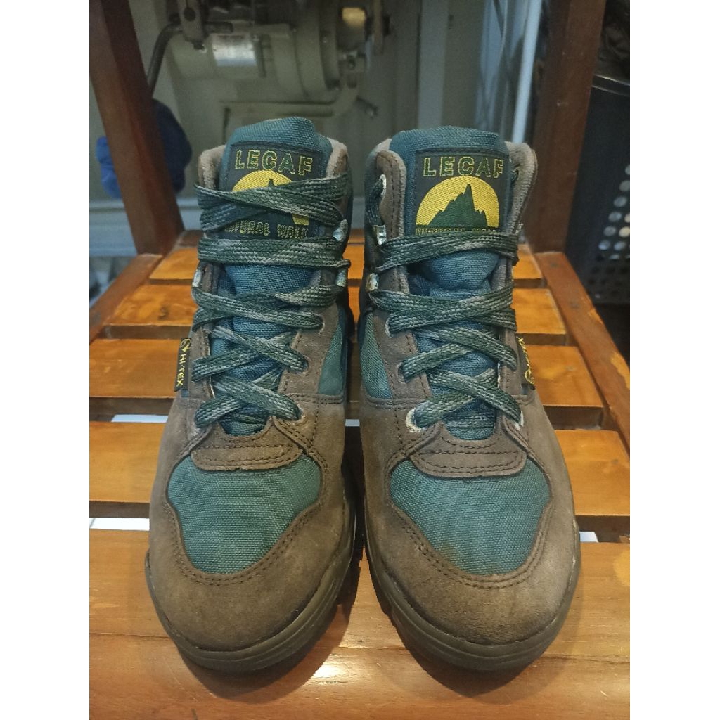 Sepatu Outdor Lecaf