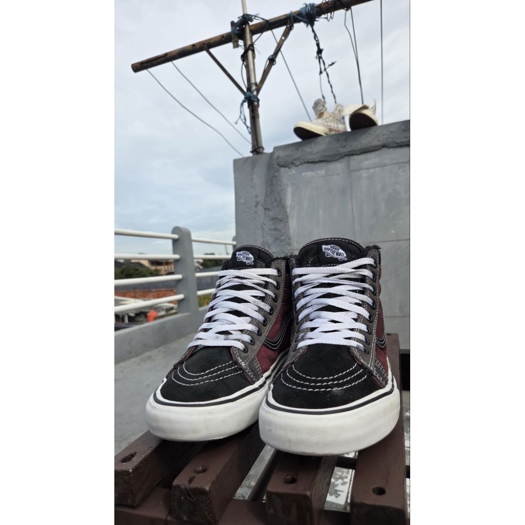 Vans SK8 HI MTE Black-Maroon