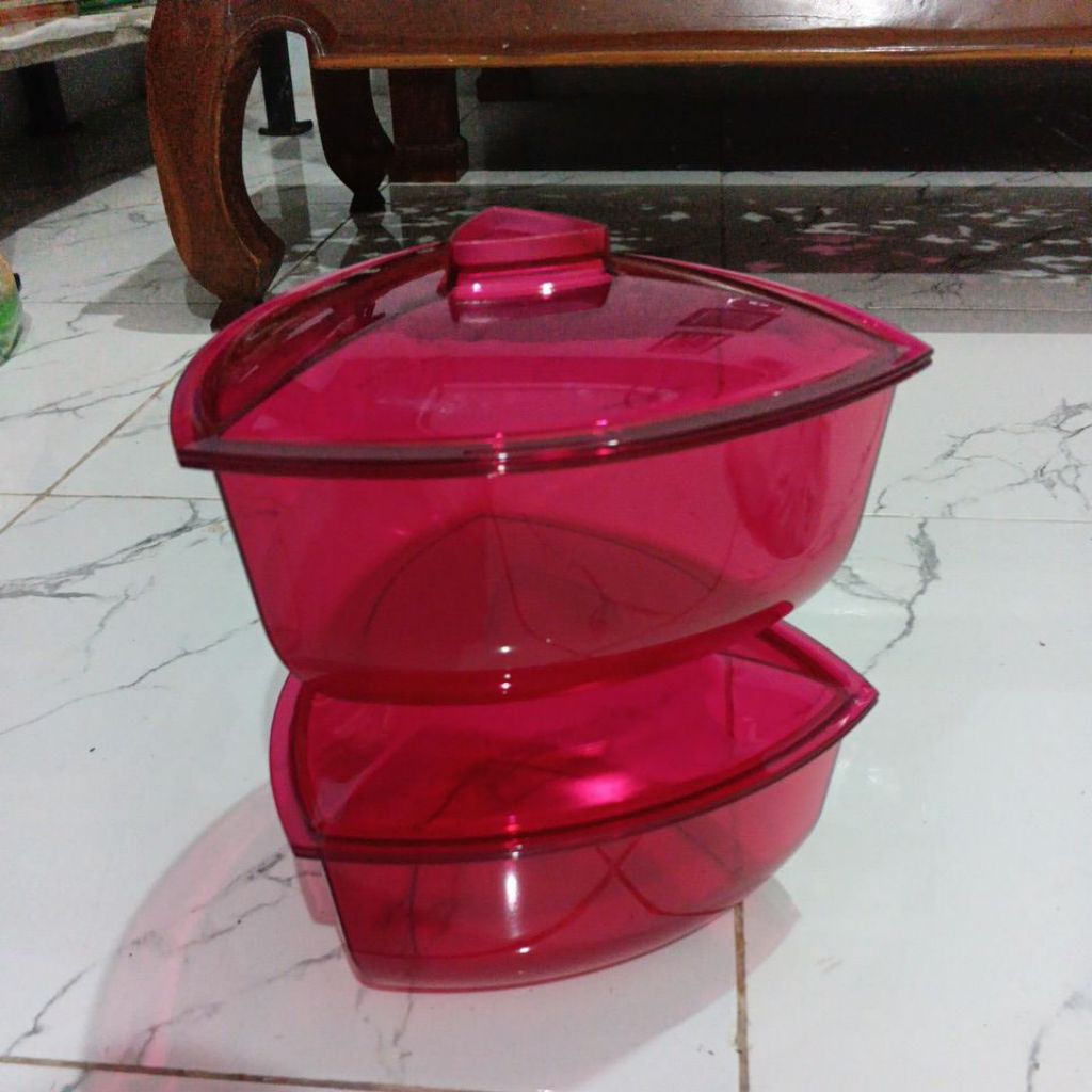 Cristal Tupperware magenta