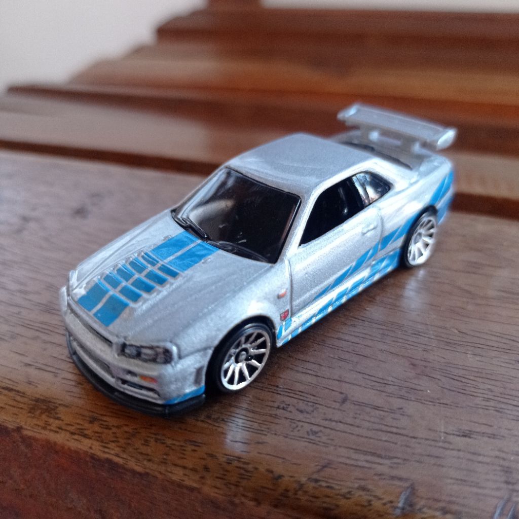 hotwheels nissan skyline r34