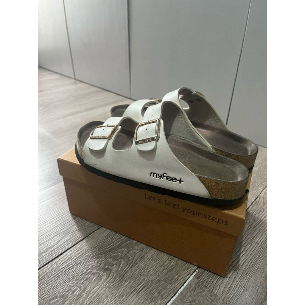 Sandal MyFeet Gen 2 - MFG2 F2 - Metalic (Second/Preloved/Bekas) pemakaian sangat jarang 100% origina