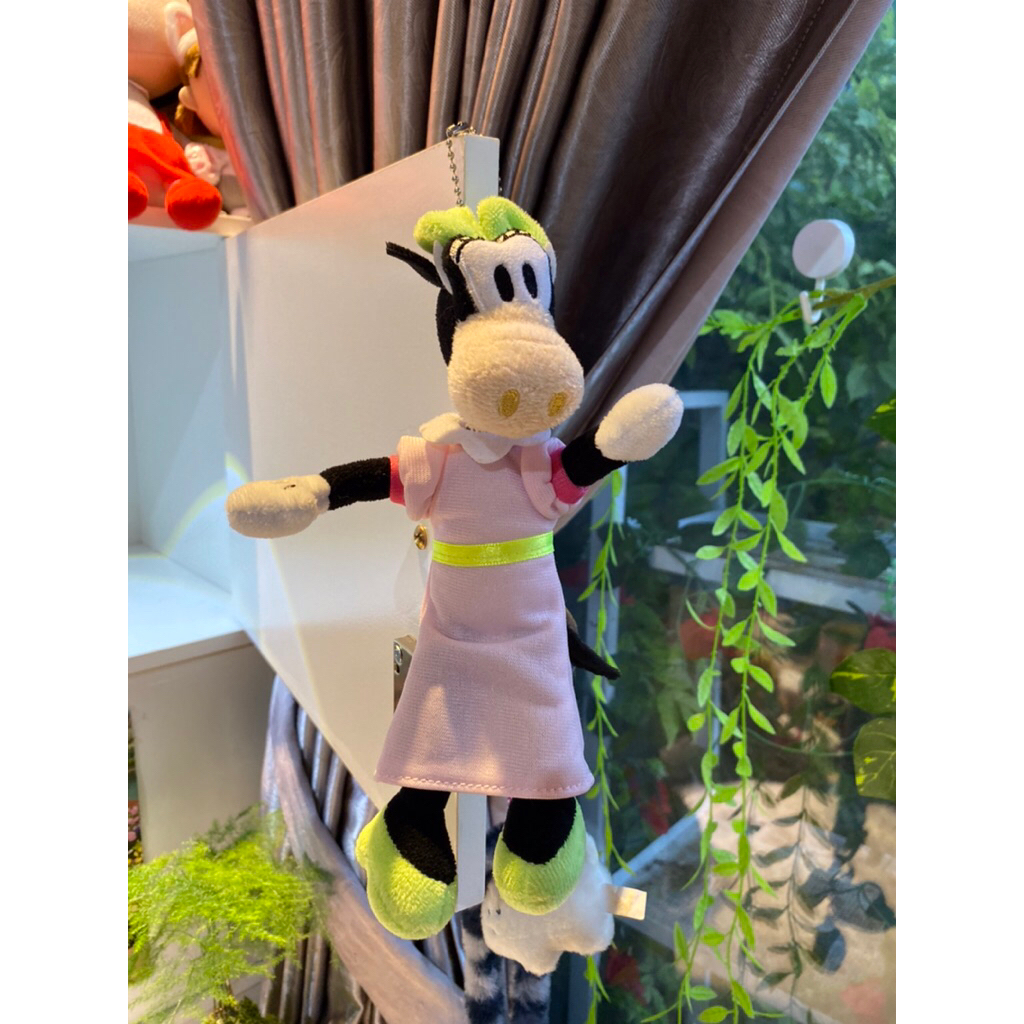 keychain clarabelle happy kuji disney