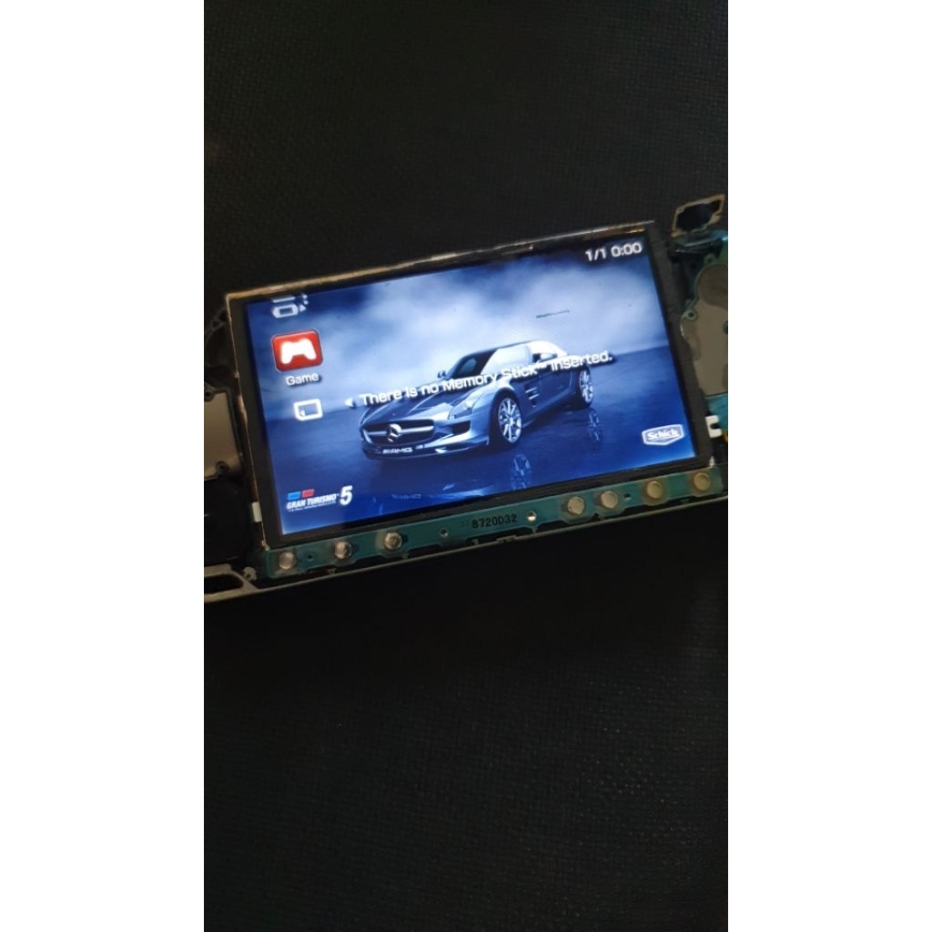 lcd psp 2000 bonus mesin anggap bahan saja