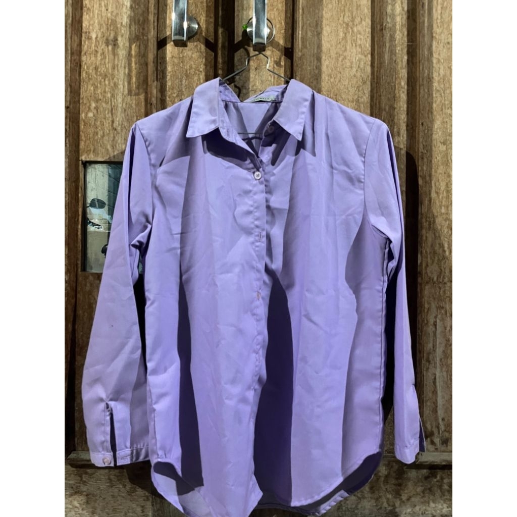 Preloved (Kemeja Ungu)