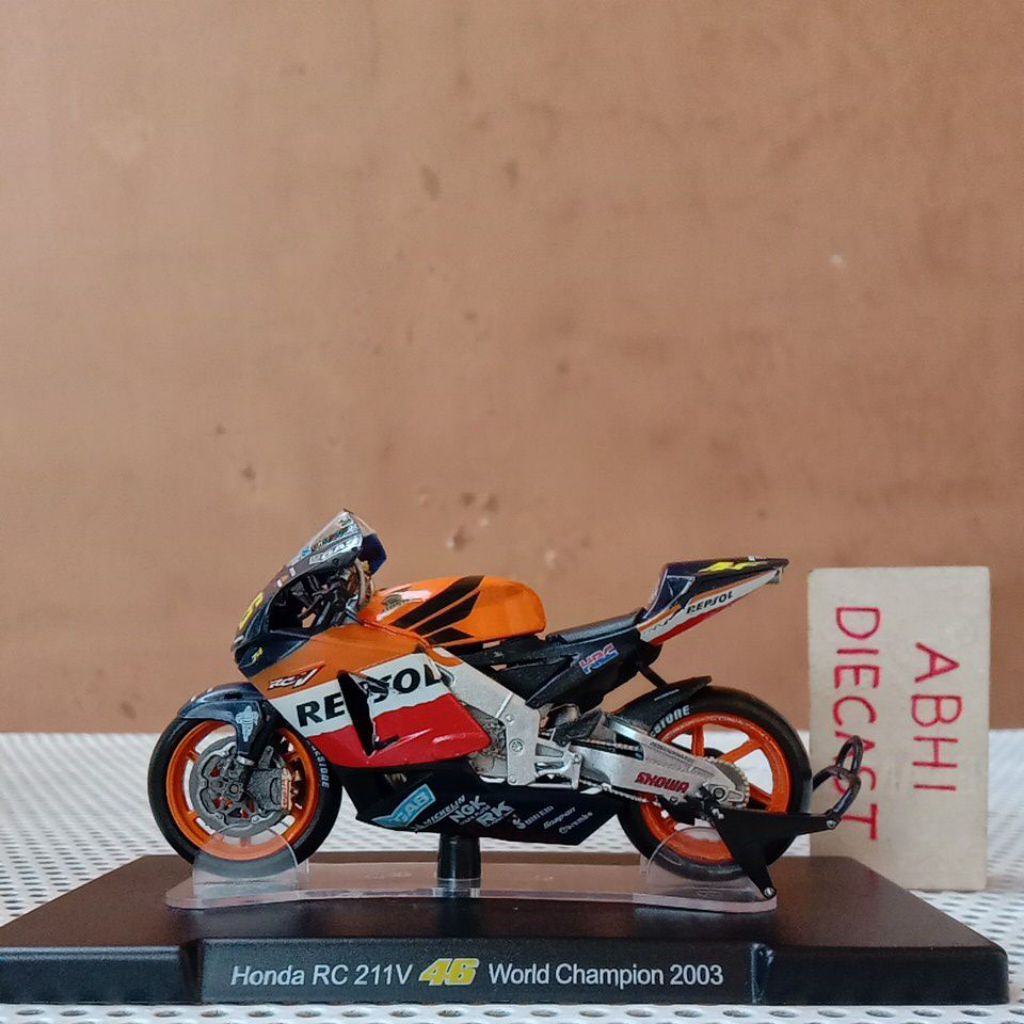 Leomodels honda rc211v repsol 2003 valentino rossi no.46 miniatur diecast motogp leo model honda rc2