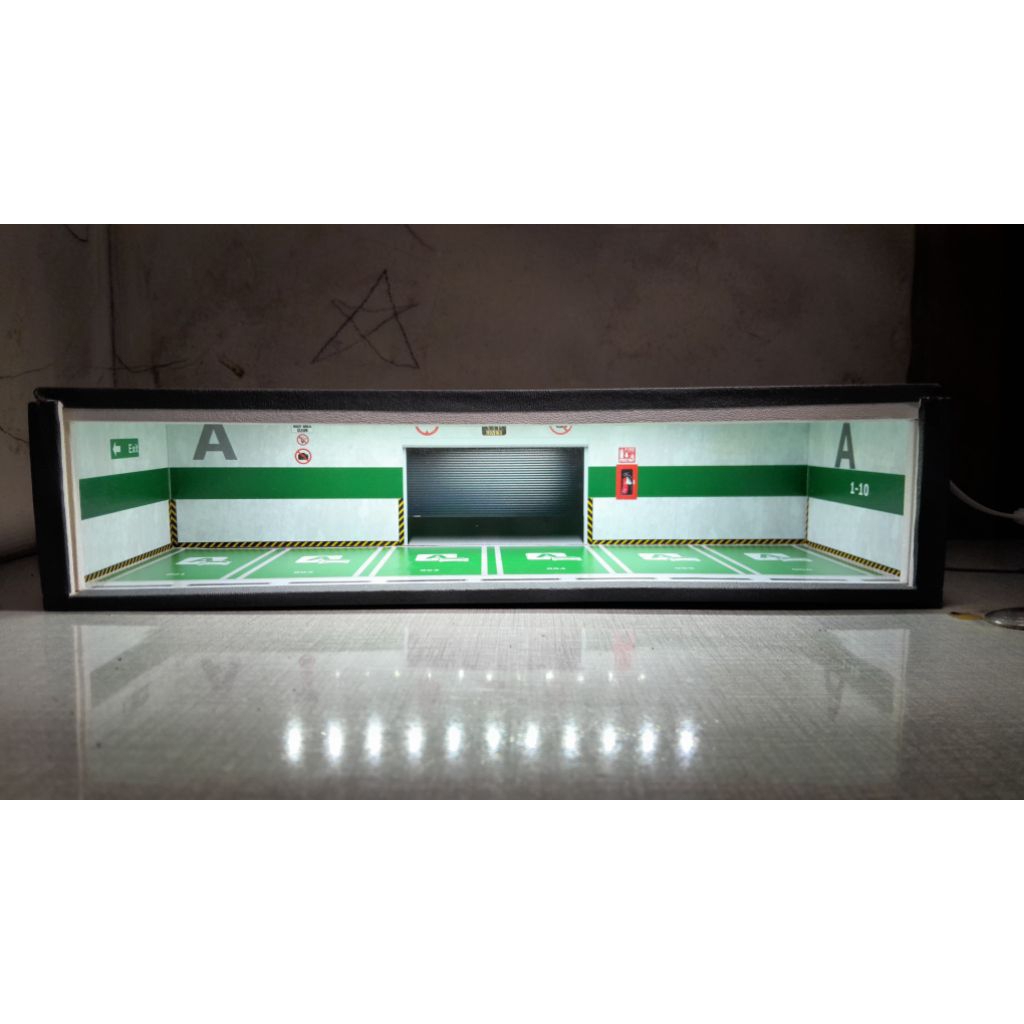 diorama box basement diecast