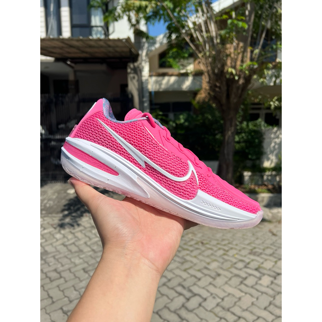 Nike GT Cut 1 sz44 BNIB