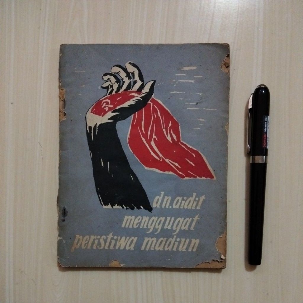 DN. AIDIT MENGGUGAT PERISTIWA MADIUN - PENERBIT JAJASAN PEMBARUAN, 1964 - Buku Lawas Bekas Murah Ori