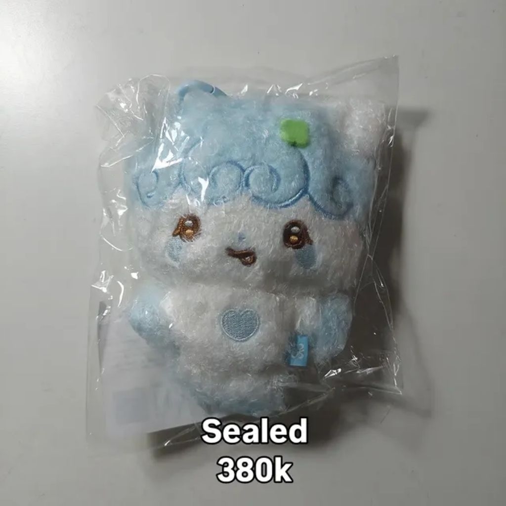 [READY STOCK SEALED] FALABELLA DOLL KEYRING HEARTS2HEARTS MD FANMEETING HEARTS2HOUSE
