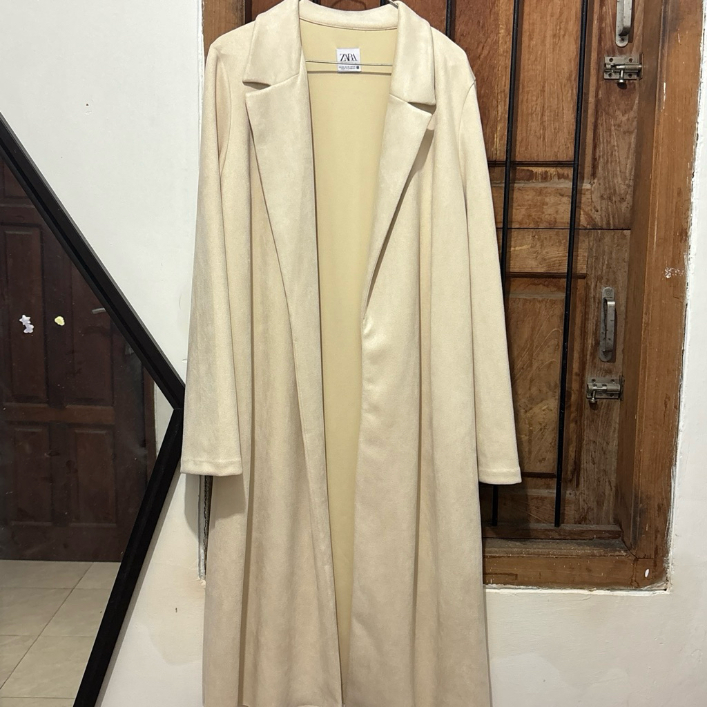 Coat Zara Preloved