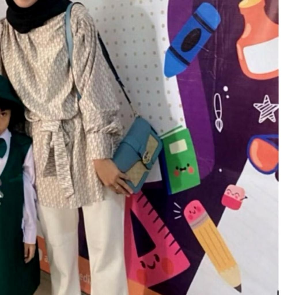 Vanilla Hijab Blouse