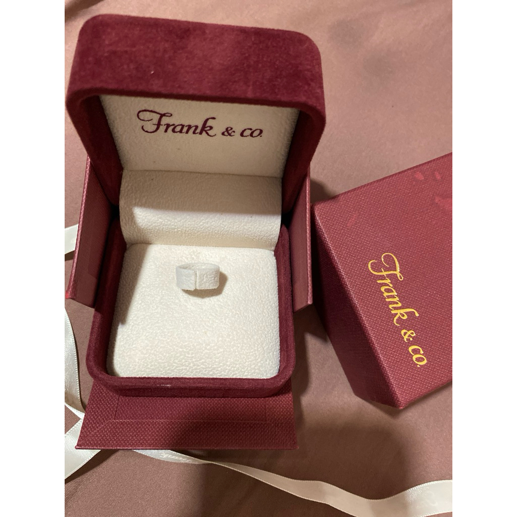 BOX CINCIN FRANK CO PRELOVED