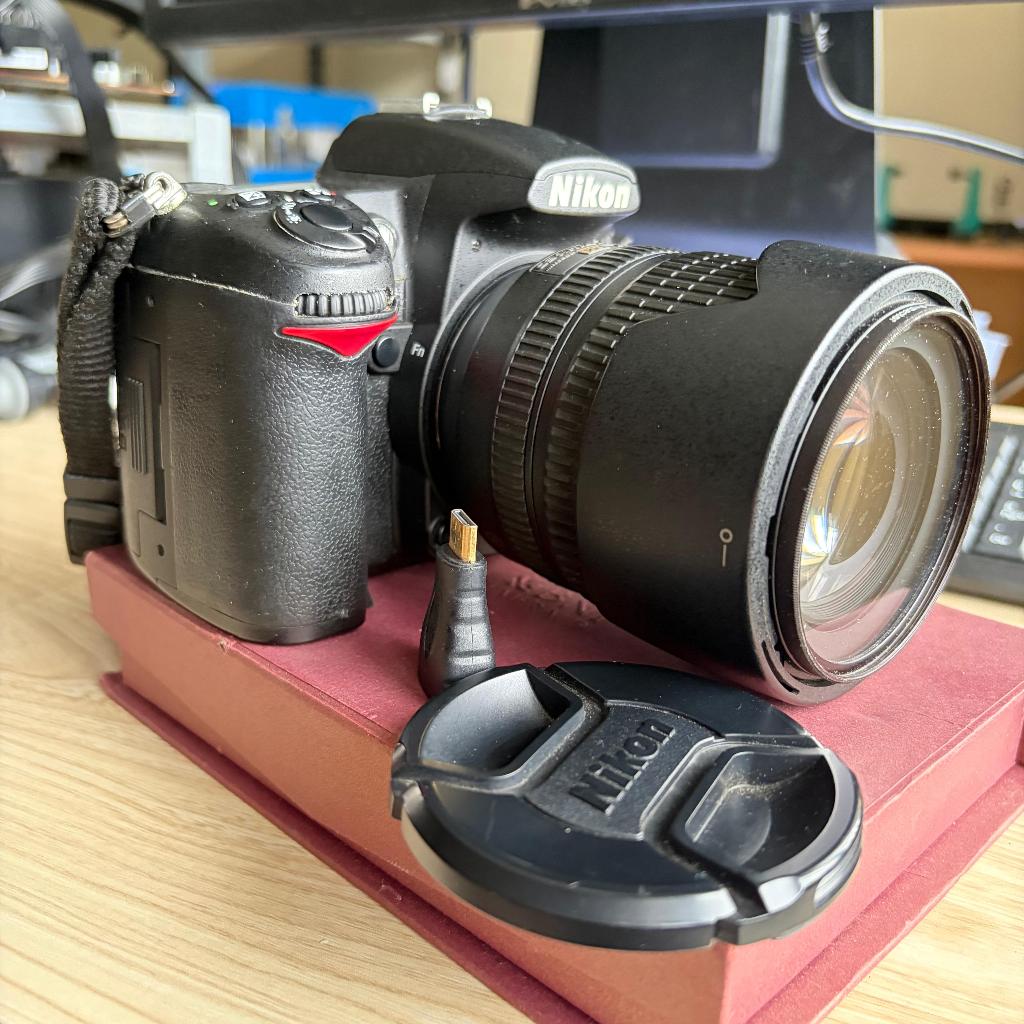 Kamera DSLR Nikon D7000 Fullset 16.2 MP CMOS Dual SD card slot 39-point autofocus DX-format - Second