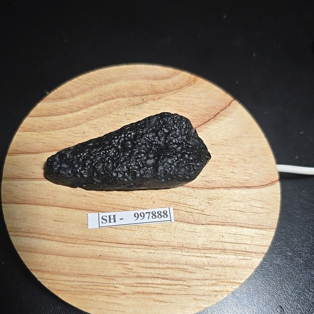 TEKTITE METEORITE TIBET BATU ASLI TANPA MEMO