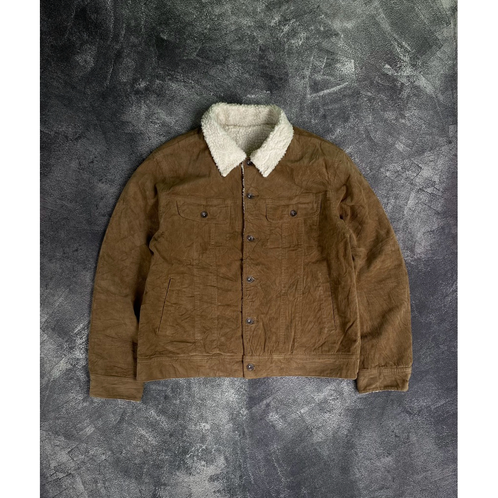 GU Corduroy Trucker Jacket