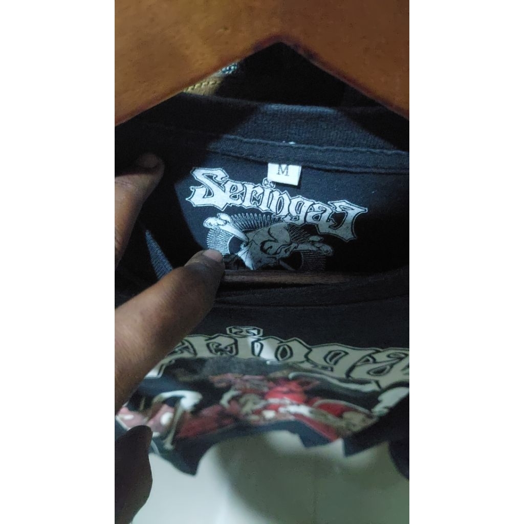 preloved official merch seringai