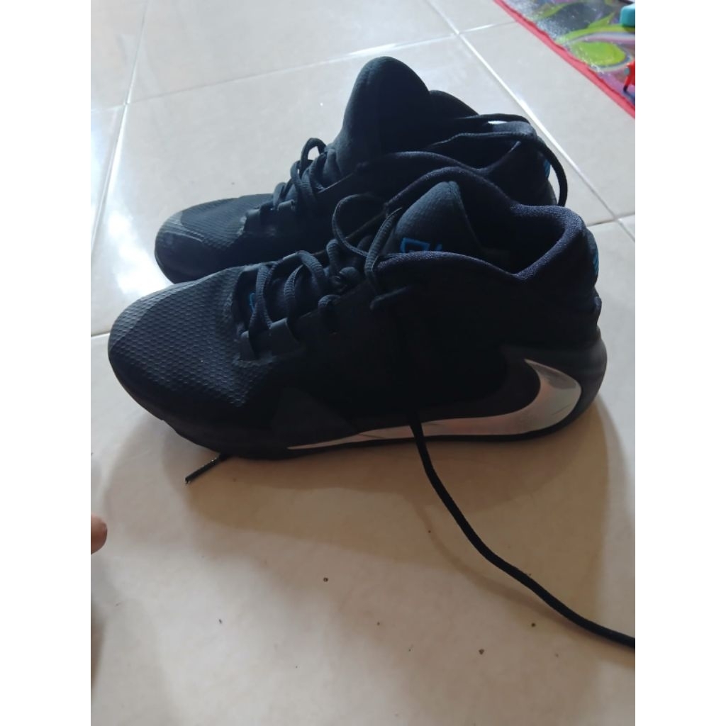 Sepatu Nike Zoom Freak 1 EP Second | sepatu second [PRELOVED]