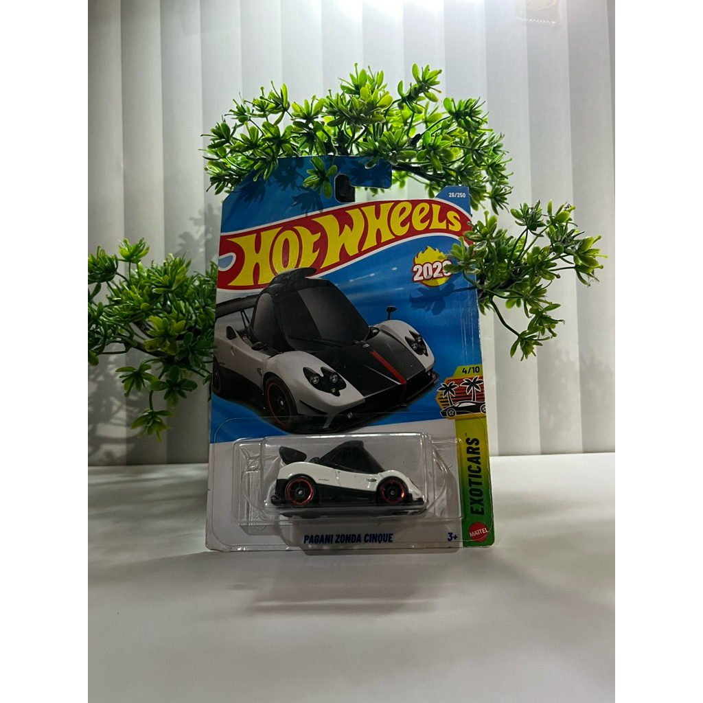 HOTWHEELS PAGANI ZONDA TOONED
