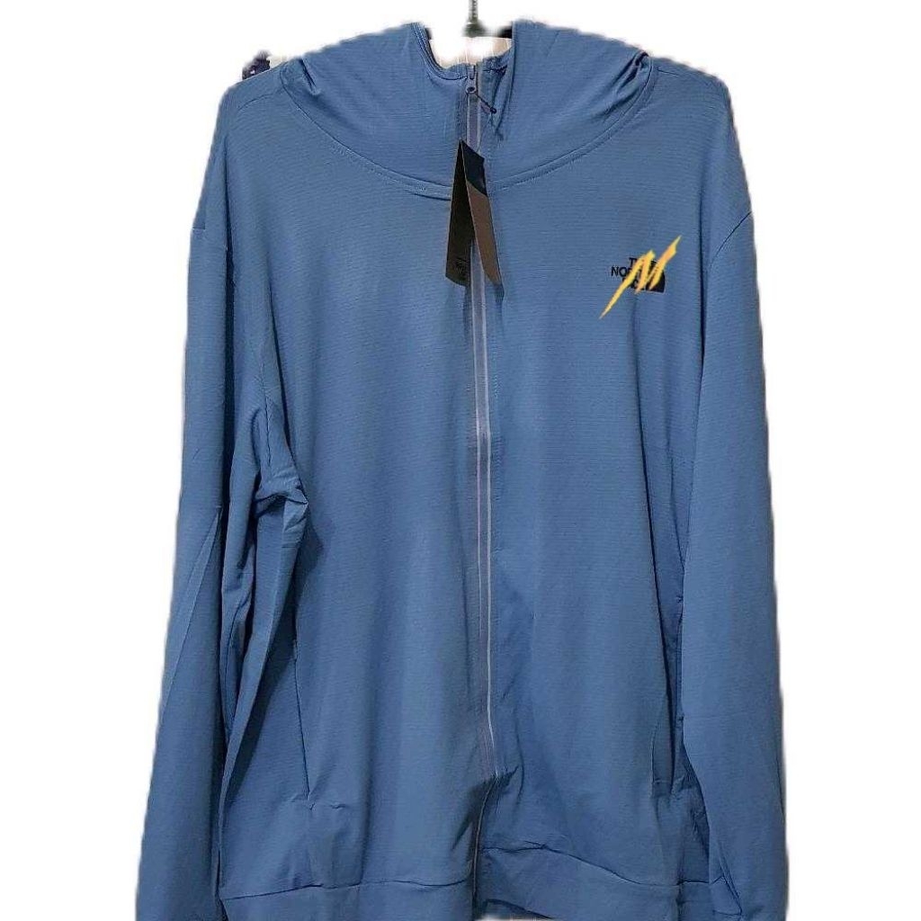 Jacket running TNF size XL LD 112 biru