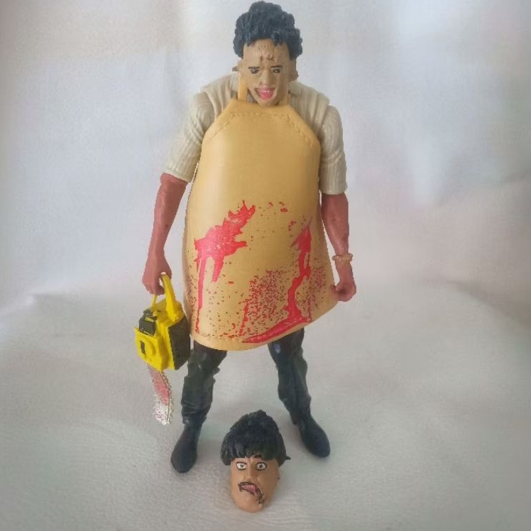 Mainan Action Figure Horror Chainsaw
